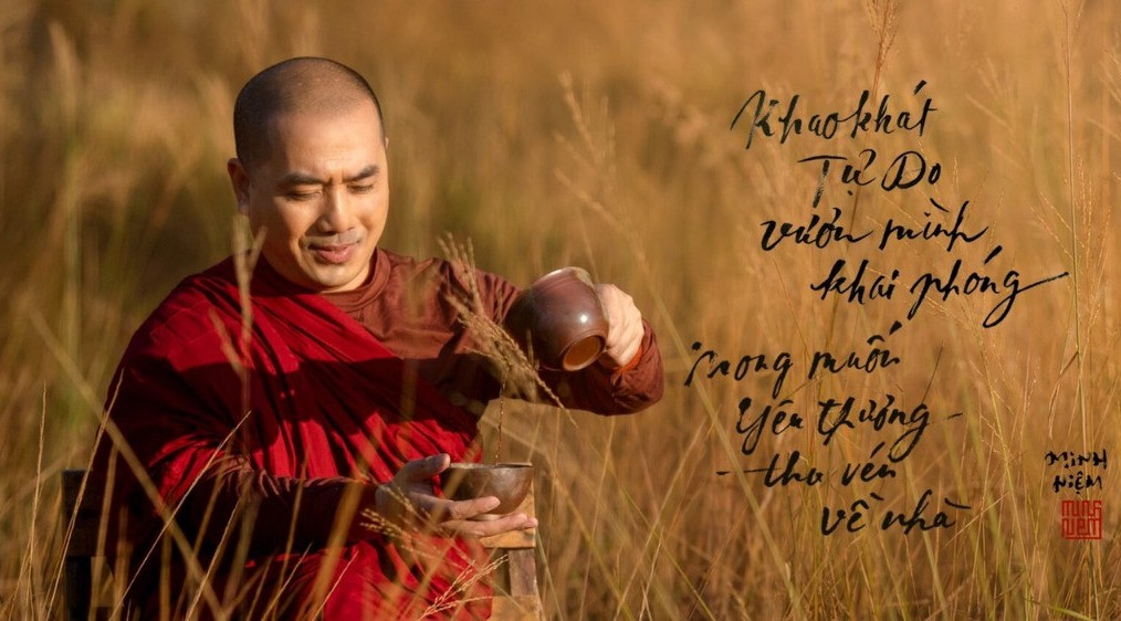 Tựa Lưng Vào Tường